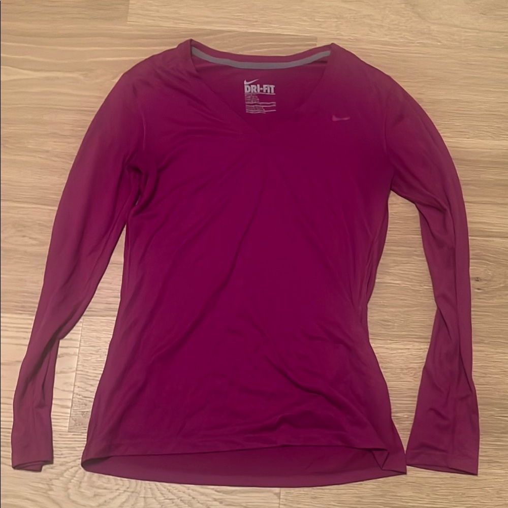 Nike Fitted Pink T-Shirt